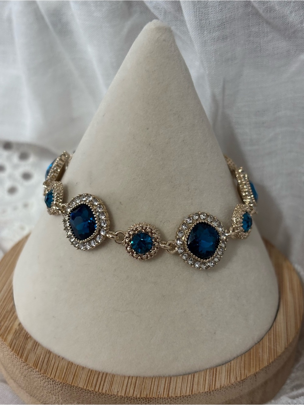Blue Rhinestone Link Bracelet - Picture 3 of 4